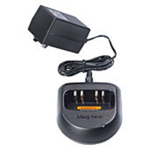 [PMLN4738BR] Motorola PMLN4738 6 Hr Mid-Rate Charger - Mag One BPR40 , BC130